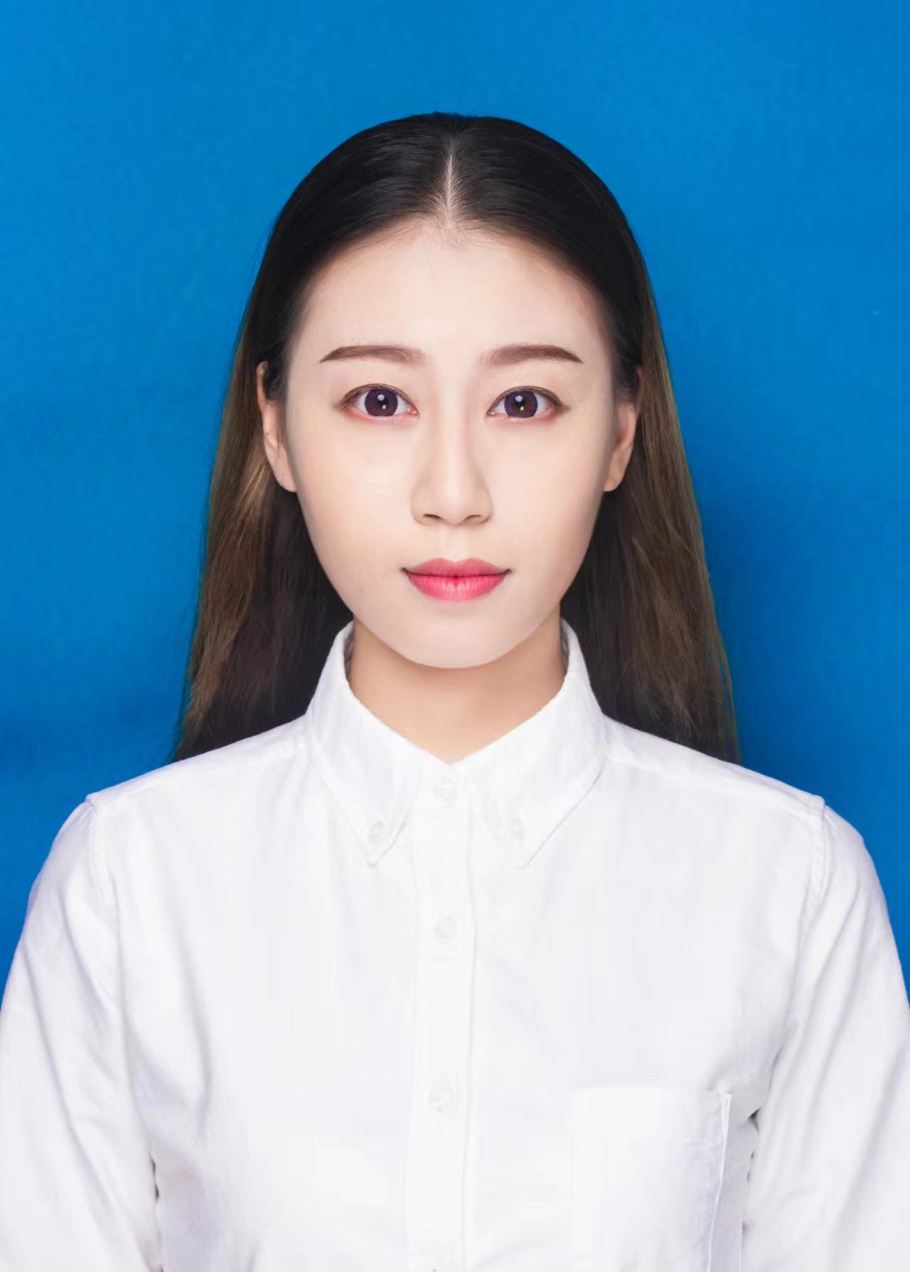 付瑶证件照